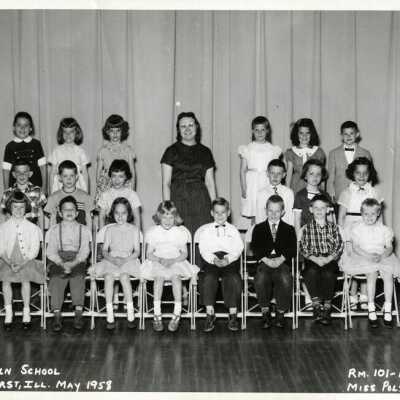 Lincoln School First Grade Class