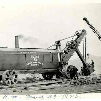 Elmhurst Chicago Stone Quarry, steam shovel