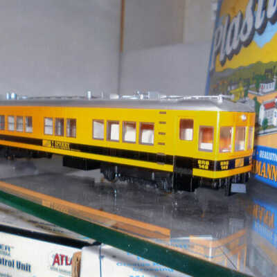 Al's Hobby Shop, interior