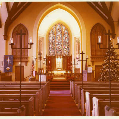 Redeemer Lutheran Church, sanctuary