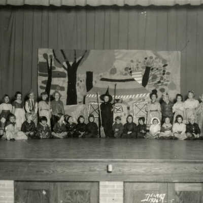 Hawthorne School First Grade, Class Play, 1936