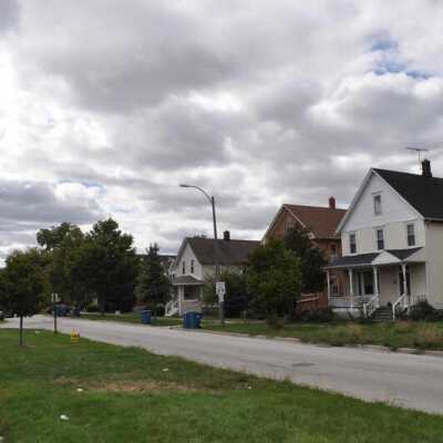 N. Addison Avenue Looking South