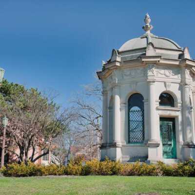Glos Mausoleum
