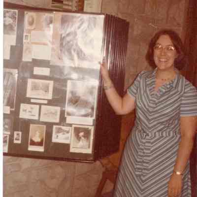 Elmhurst Historical Museum, staff-member Nancy Wilson