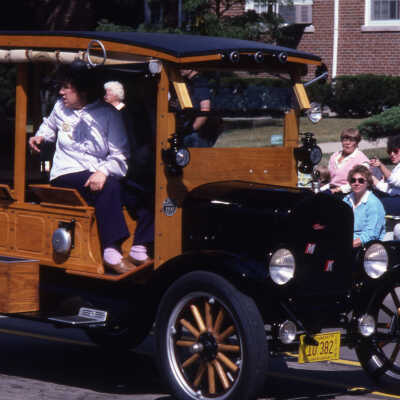 Elmhurst Sesquicentennial parade, 1986