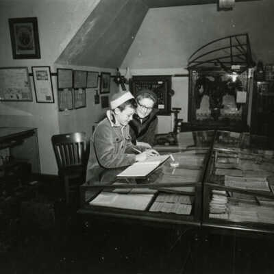 Elmhurst Historical Museum, visitors