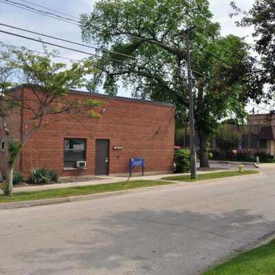 Elmhurst College, Grounds Building