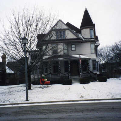 House at 284 Kenilworth Avenue