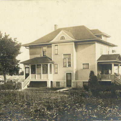 House at 487 S. York Street