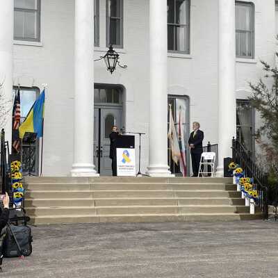 Elmhurst Stands for Ukraine Event at Wilder Park