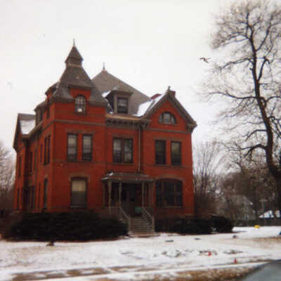 House at 203 S. York