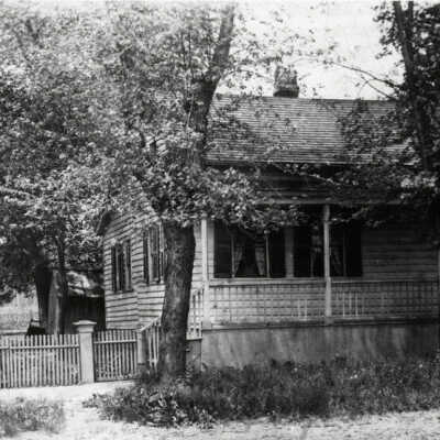 House at 160 N. York Street