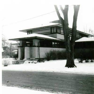 House at 301 S. Kenilworth