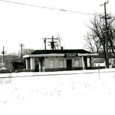Chicago Aurora & Elgin Station on Spring Road