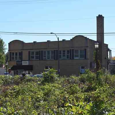 Carlson Building at 500 Spring Road