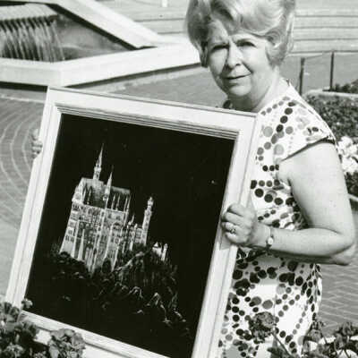 Artist Dorothy Holby