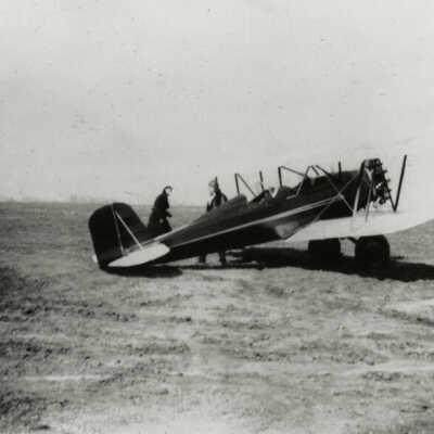 Elmhurst Airport, Plane