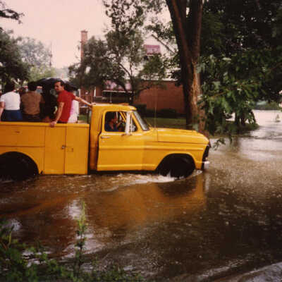Flood 1987, City of Elmhurst truck