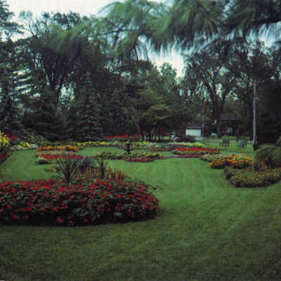 Wilder Park, Gardens