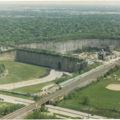 Elmhurst-Chicago Stone Quarry