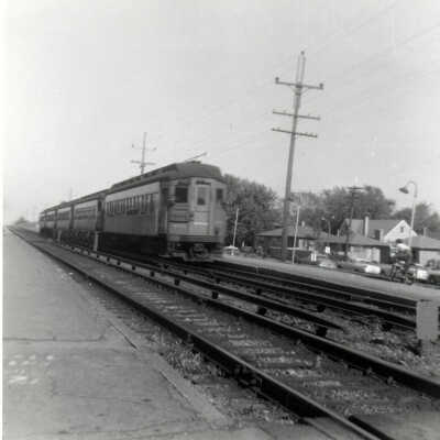 Chicago Aurora and Elgin Train at Poplar Avenue Station
