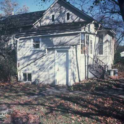 288 Michigan Street, backyard