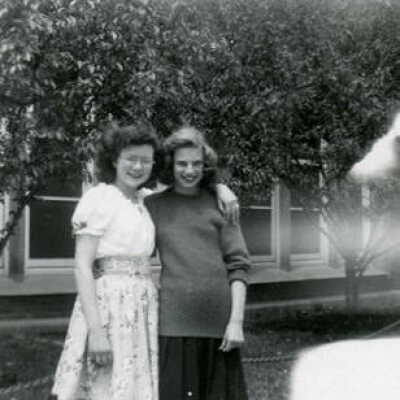 Mary Welden & Barbara Mount 1949