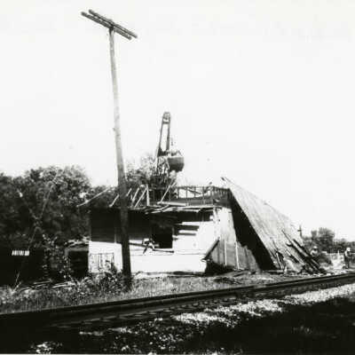 Illinois Central Railroad station, demolition
