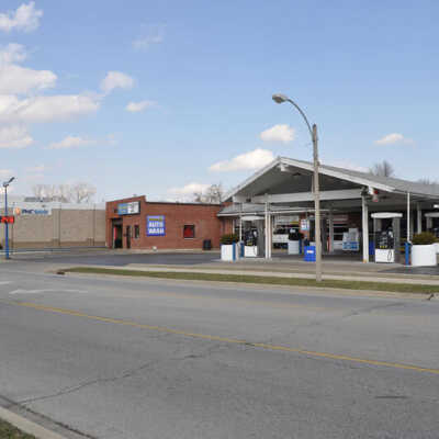 Untouchable Auto Wash, 575 S. York Street