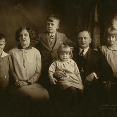 Michael and Gertrude Kross Family