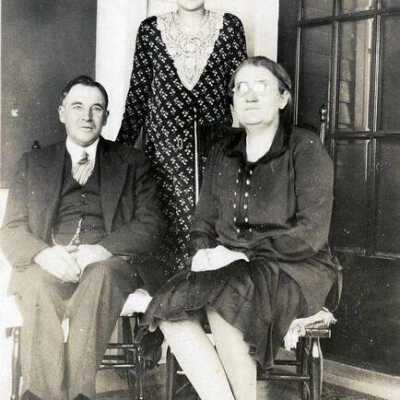 Fred, Helen & daughter Gertrude Wolkenhauer