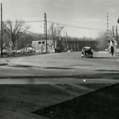 Addison Avenue and Cottage Hill Avenue Railroad Crossing