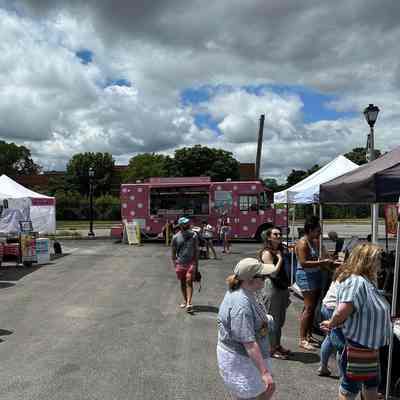 Elmhurst French Market