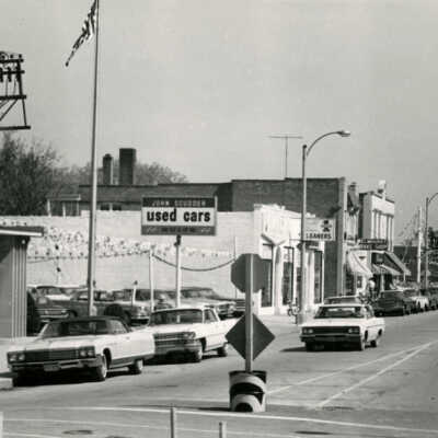 Addison Avenue north of First Street