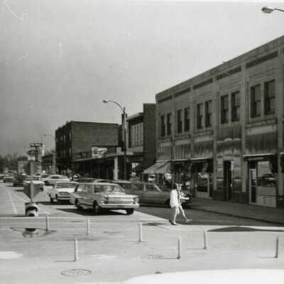 Addison Avenue north from First Street