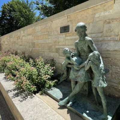Elmhurst Public Library, "Once Upon A Time" sculpture