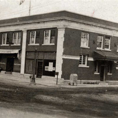 Elmhurst Post Office at 101 N. York Street.