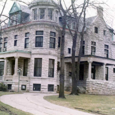 Glos Mansion