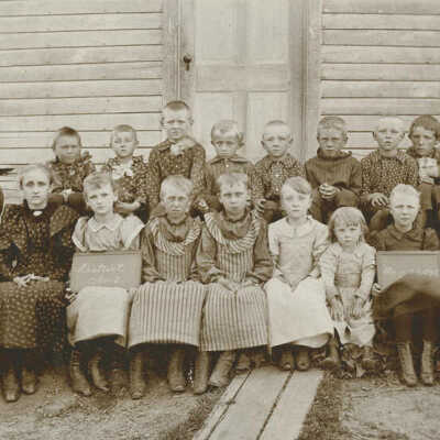 Churchville Schoolhouse Students and Teacher