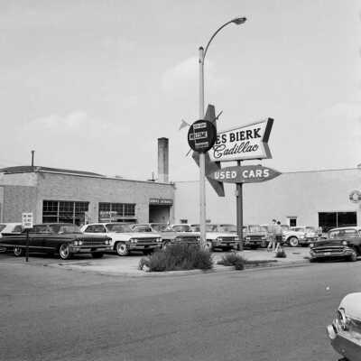 Les Bierk Cadillac Dealership