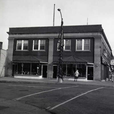 Stone Shoes at 103 N. York Street