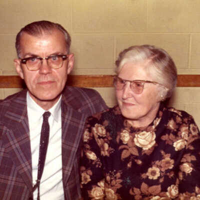 Richard & Gertrude Kienapple