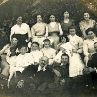 Davis, Ernest and Elizabeth Family