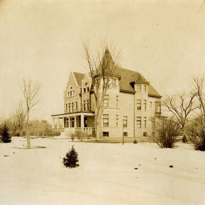 House at 333 Cottage Hill Avenue