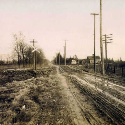 St. Charles Road/Illinois Central Railroad Crossing