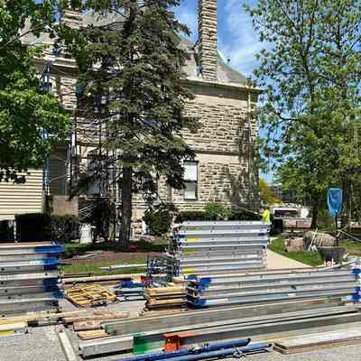 Chimney Reconstruction at Glos Mansion