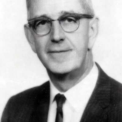 Dr. Robert Stanger