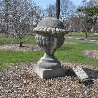 Wilder Park, Cook County Courthouse Finial
