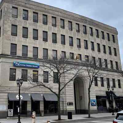 Fifth Third Bank at 105 S. York Street