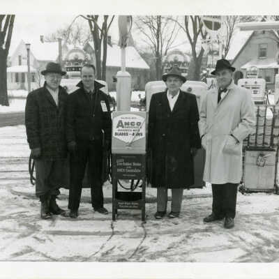 Eagan's Service Station, award presentation